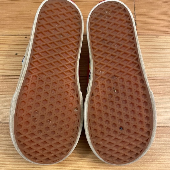 Vans toddler slip-ons. - Picture 6 of 6